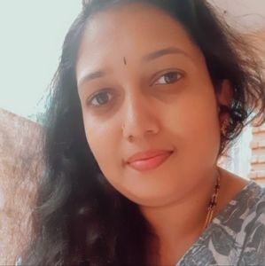 Meet your Posher, Charitha